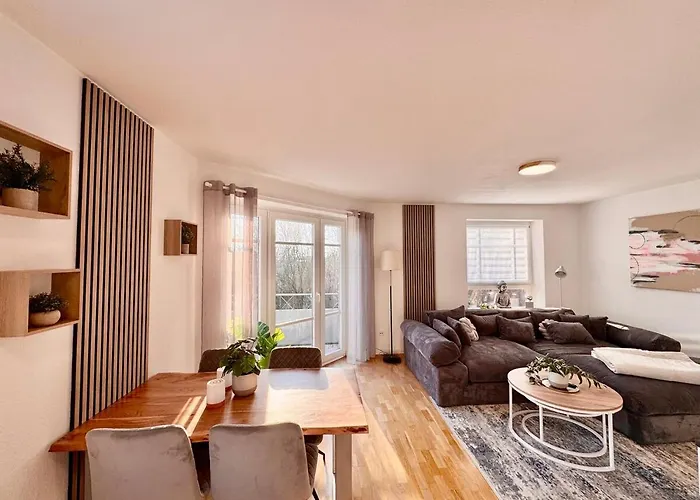 Lägenhet Citynah 2-raum Apartment, 50mbit, Vollausgesttatet